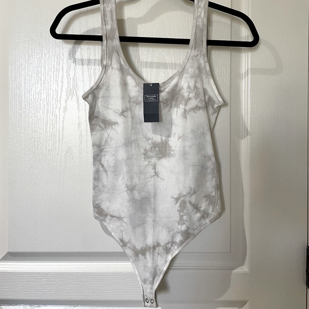 Brand NEW w/tag Abercrombie tie dye bodysuit